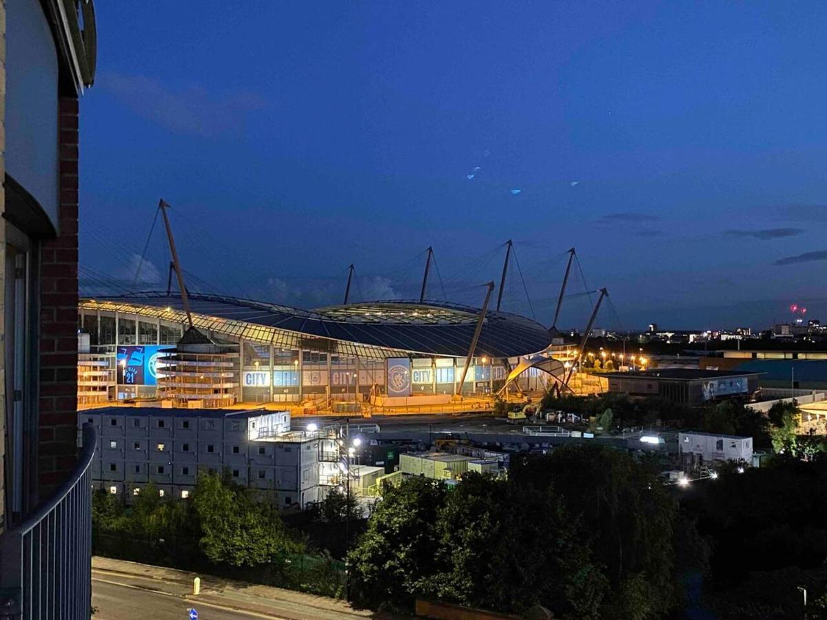 Cityfront Cosy Apt Near City Centre & Etihad Stadium, Free Parking Манчестър Екстериор снимка